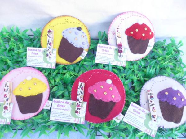 Ima de geladeira / cupcake